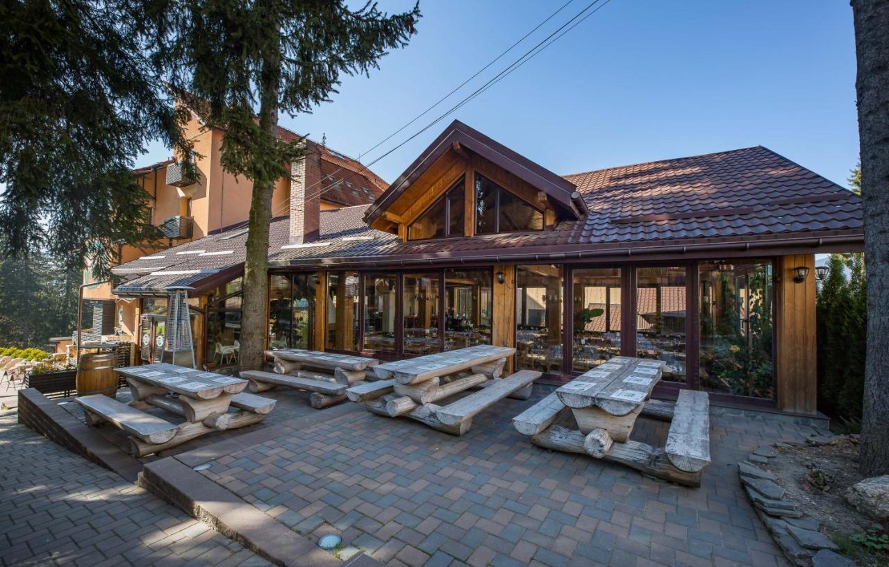 Eden Grand Resort Predeal Exteriör bild