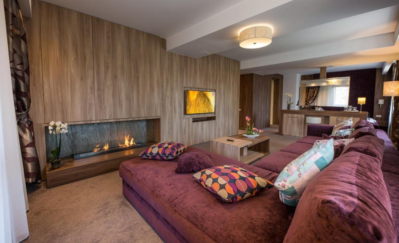 Eden Grand Resort Predeal Exteriör bild